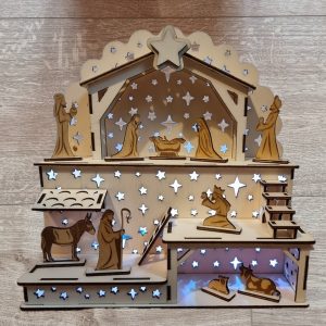 Crèche en Bois Traditionnelle